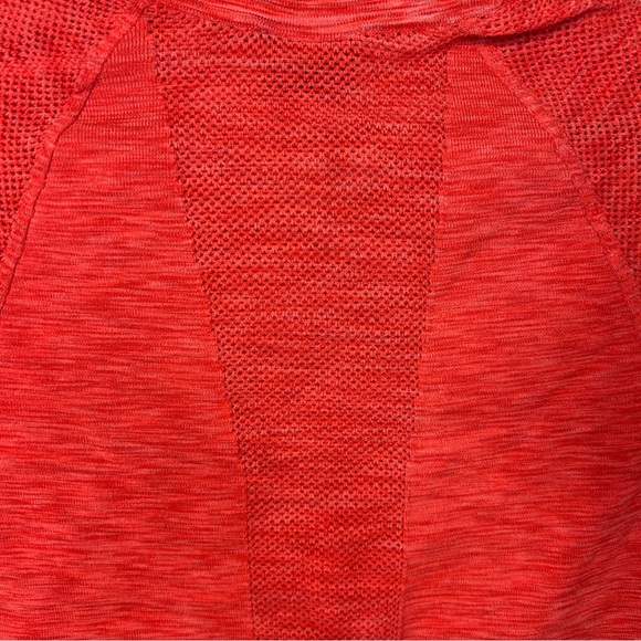 Nike Women’s Tech Knit Sport Casual V-Neck Top in Red and Black, Size Small - Picture 7 of 10